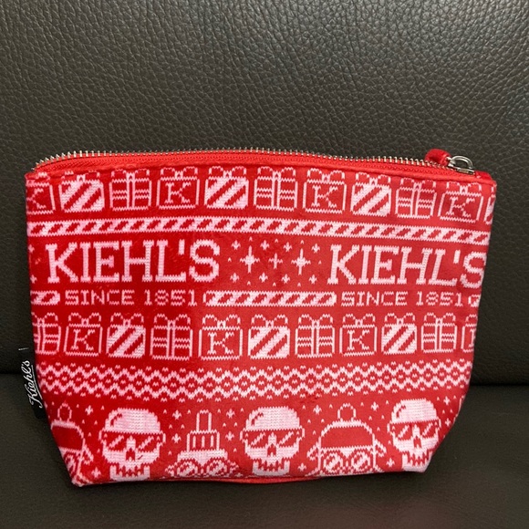 Brand New 🎄Kiehl's SInce 1851 makeup bag - Picture 1 of 8